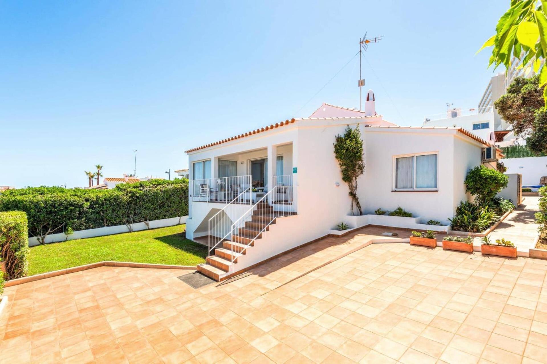 Villa Romani By Villa Plus Arenal d'en Castell Luaran gambar
